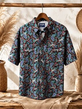 WRANGLER WESTERN COWBOY RODEO HORSE PAISLEY PATTERN‎ BUTTON FRONT SHIRT